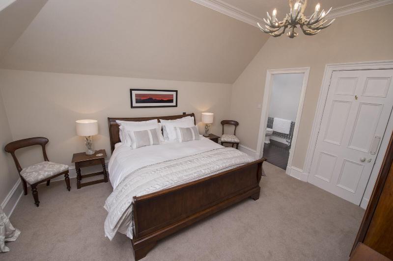Lys-Na-Greyne Bed & Breakfast Aboyne Exterior photo