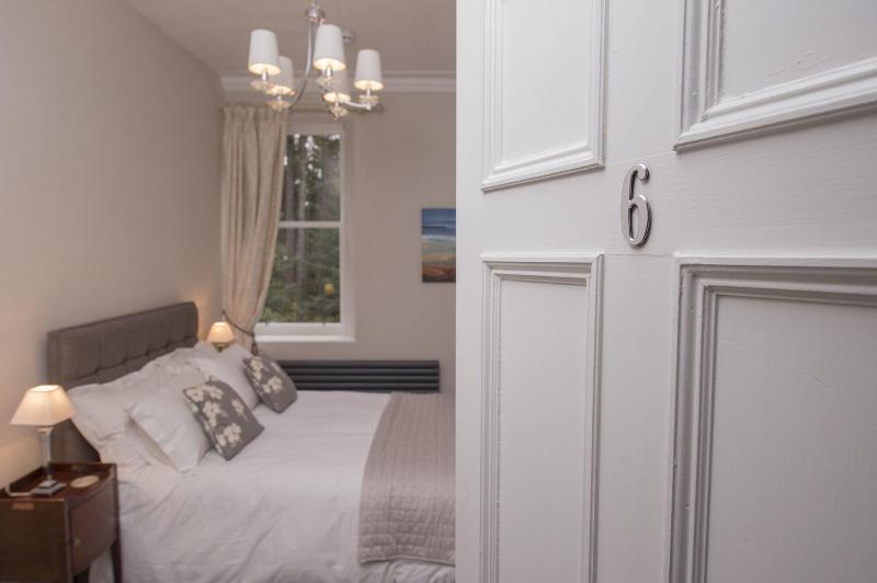 Lys-Na-Greyne Bed & Breakfast Aboyne Exterior photo